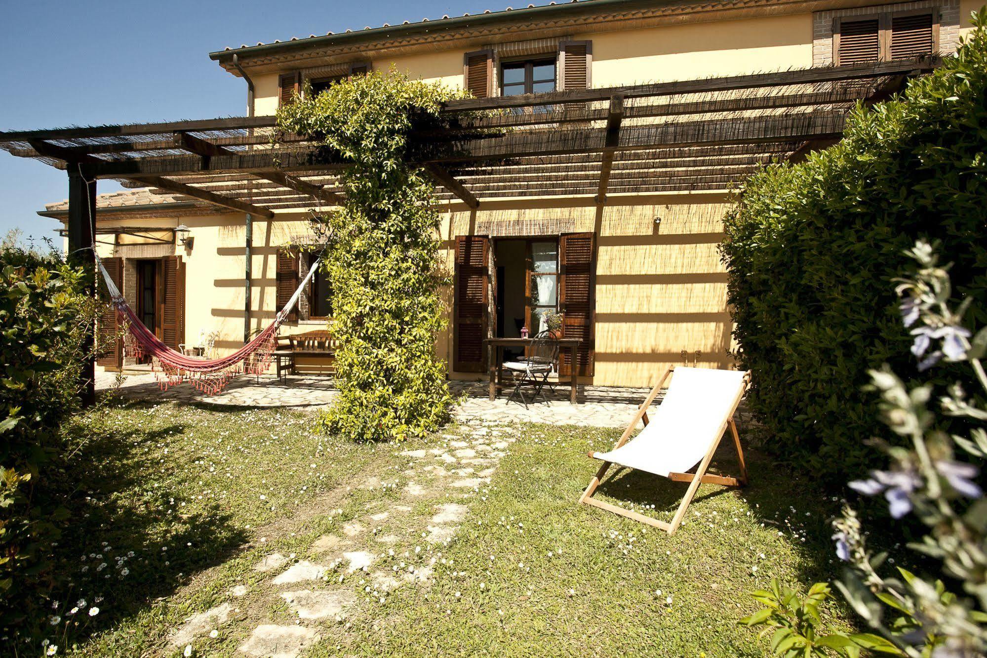 Casale Pundarika Riparbella Exterior foto