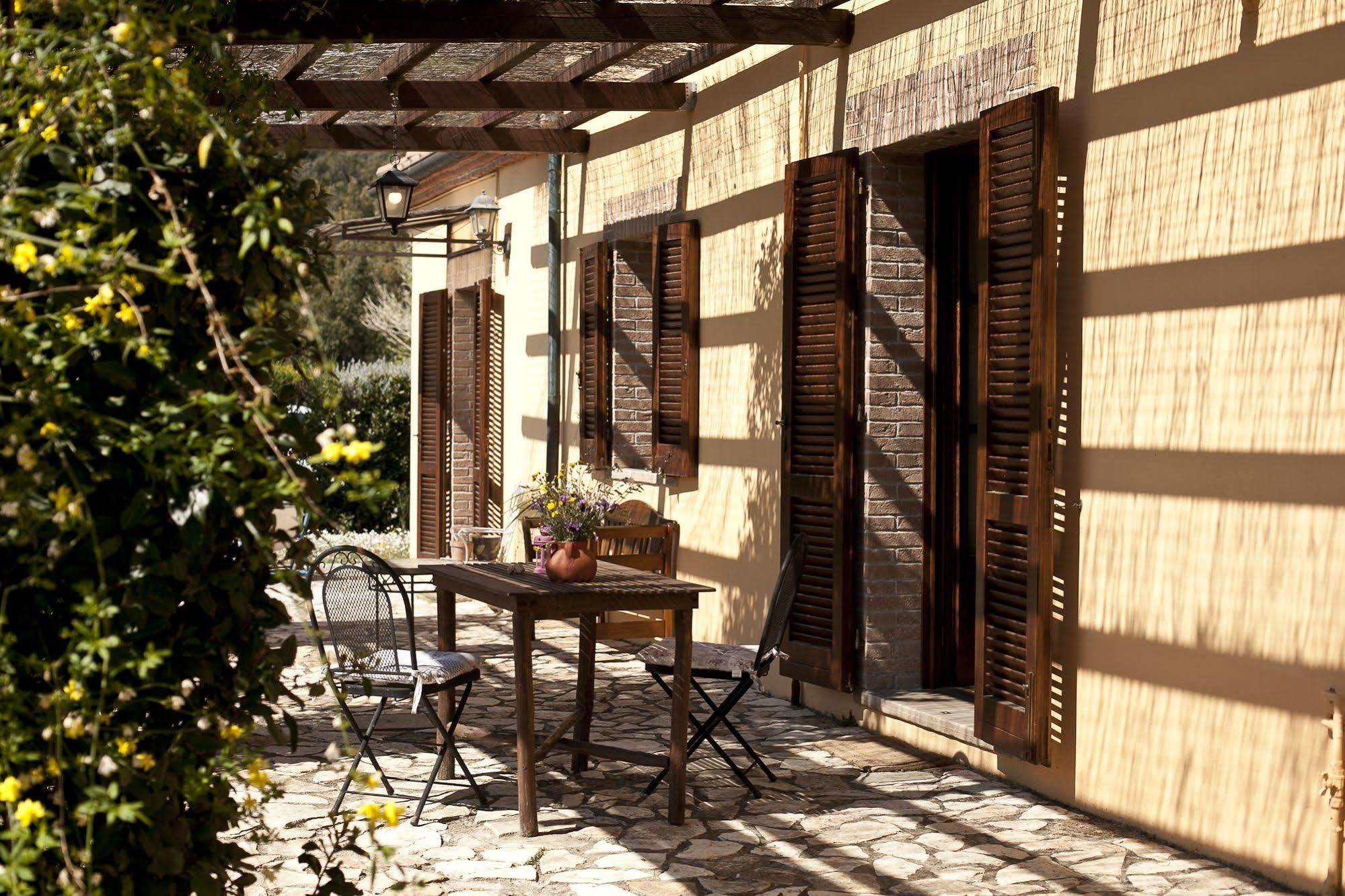 Casale Pundarika Riparbella Exterior foto